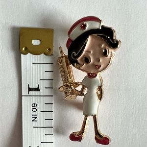 Nurse pin